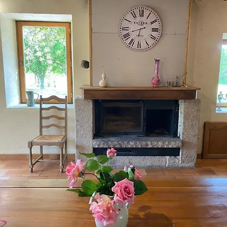 Spacious In Normandie * Moulins-le-Carbonnel