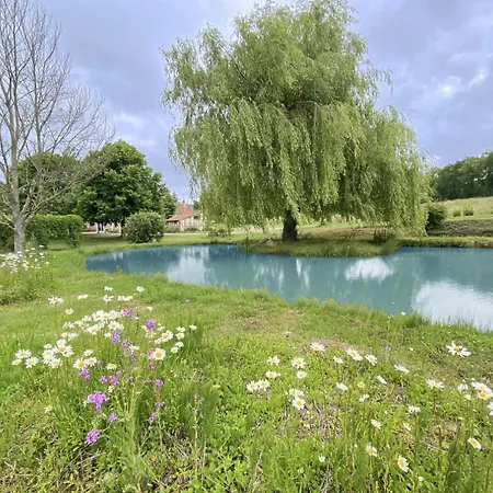 Spacious In Normandie * Moulins-le-Carbonnel