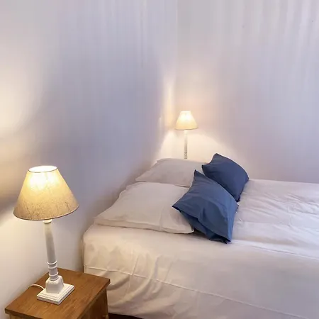 Spacious In Normandie Casa de Férias