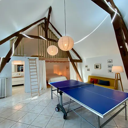 Nyaraló Spacious In Normandie Moulins-le-Carbonnel