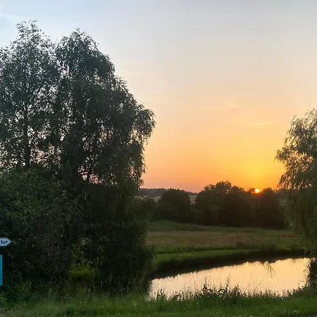 Spacious In Normandie Moulins-le-Carbonnel