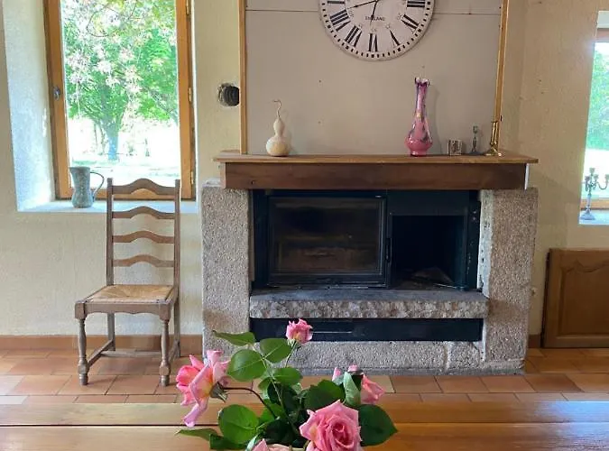 Spacious In Normandie * Moulins-le-Carbonnel